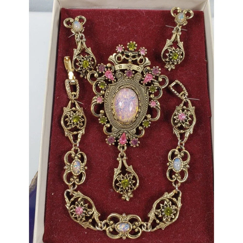 Vintage 1970's Sarah Conventry Contessa Faux Fire Opal Bracelet Brooch Clips Set - Picture 1 of 16